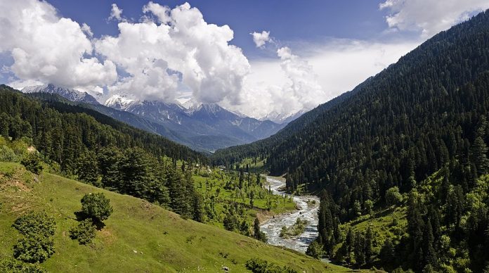 Pahalgam_Valley pakalerts.pk
